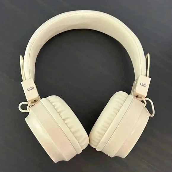 LSTN Sound Co. x Jilly Box: Bardot Wireless Headphone - Picture 1 of 9